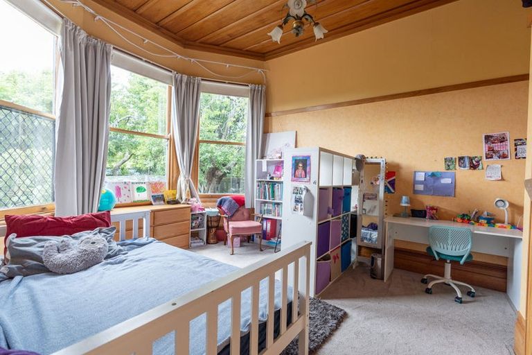 Photo of property in 54 Brightwater Terrace, Terrace End, Palmerston North, 4410