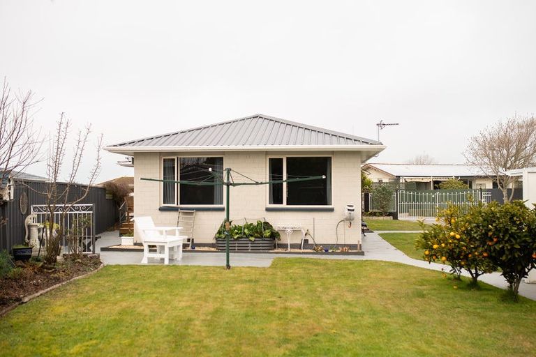 Photo of property in 3 Cornet Lane, Aranui, Christchurch, 8061