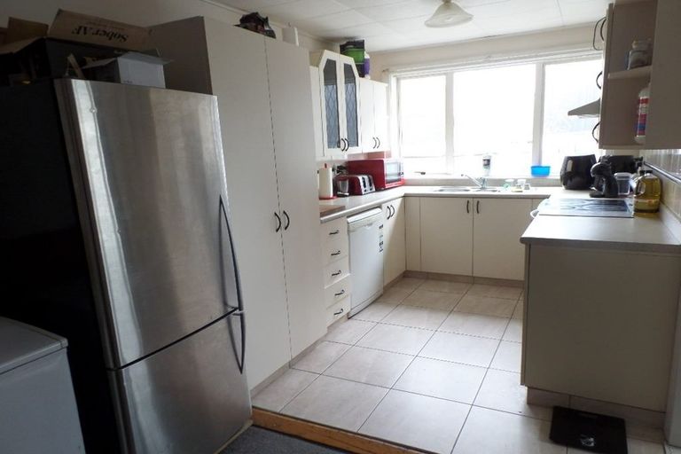 Photo of property in 13 Broadbent Street, Riccarton, Christchurch, 8041