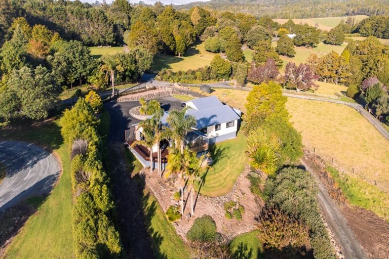 Photo of property in 70 Forest View Road, Te Kamo, Kamo, 0185