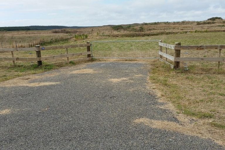 Photo of property in 48 Kanuka Drive, Waitarere, Levin, 5510