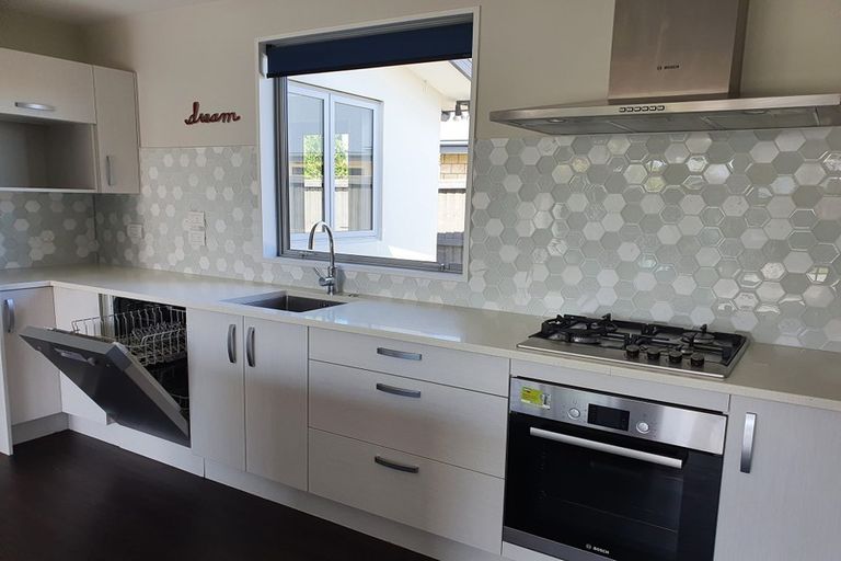 Photo of property in 6 Venerable Terrace, Yaldhurst, Christchurch, 8042