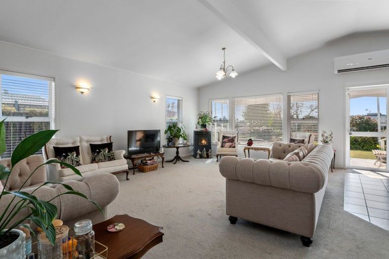 Photo of property in 8 Carlton Street, Glenholme, Rotorua, 3010