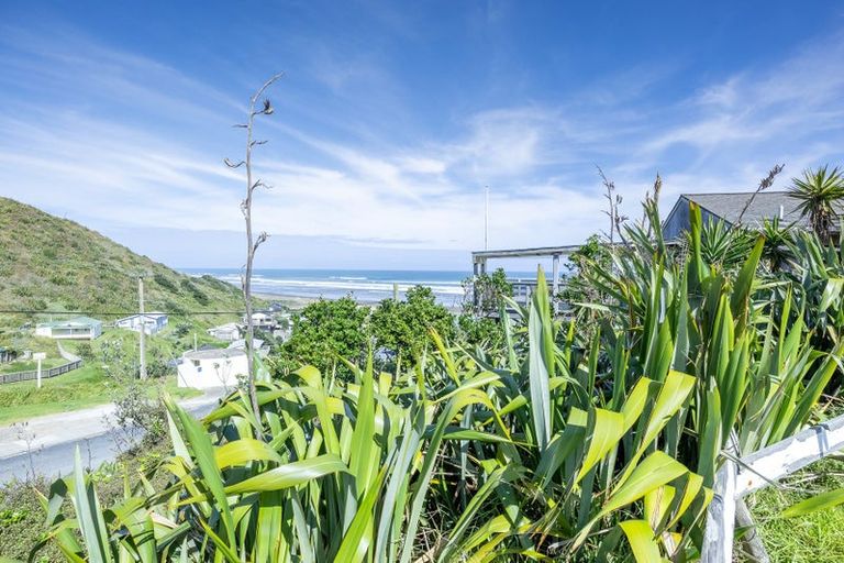 Photo of property in 1 Rope Crescent, Te Kopuru, Dargaville, 0371