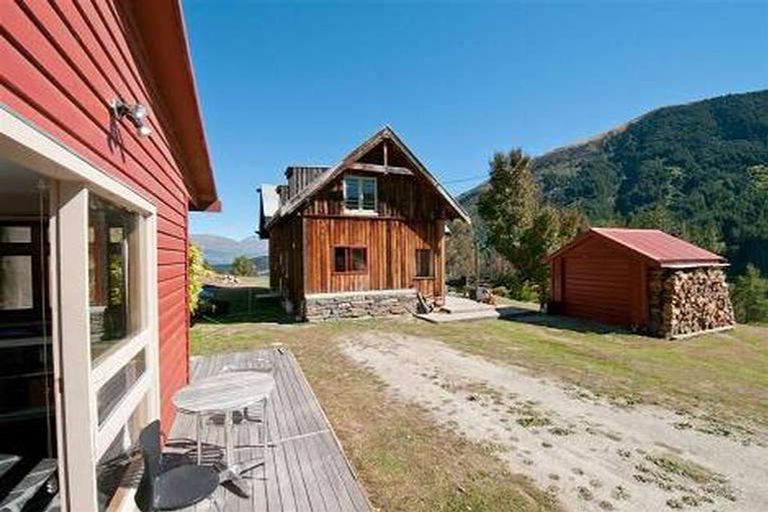 Photo of property in 685 Glenorchy-queenstown Road, Closeburn, Queenstown, 9371