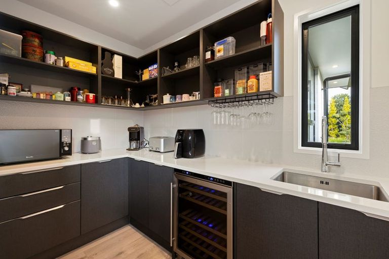 Photo of property in 70 Magellan Rise, Flagstaff, Hamilton, 3210