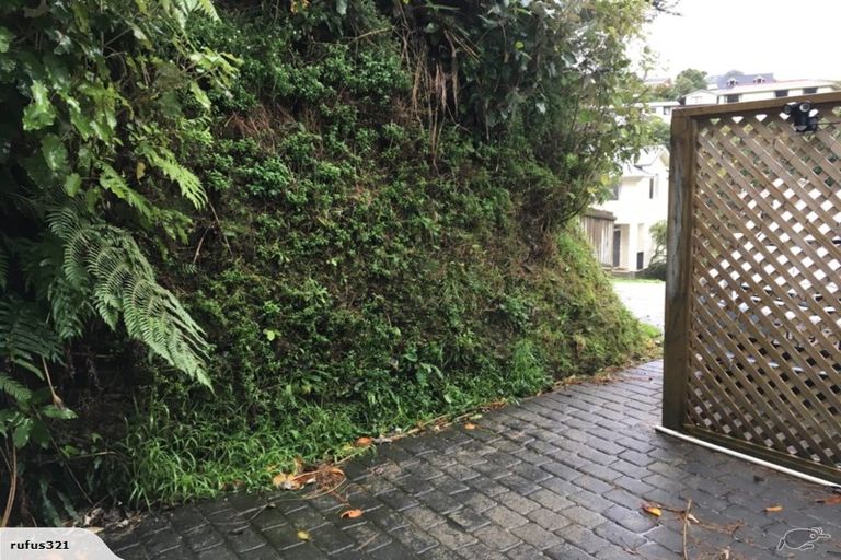 Photo of property in 19b Percy Dyett Drive, Karori, Wellington, 6012