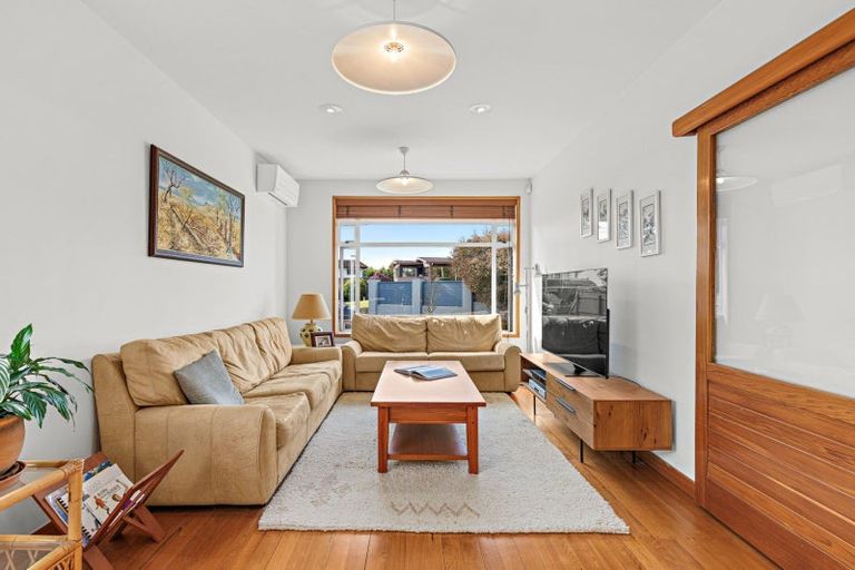 Photo of property in 7 Kowhai Road, Mairangi Bay, Auckland, 0630