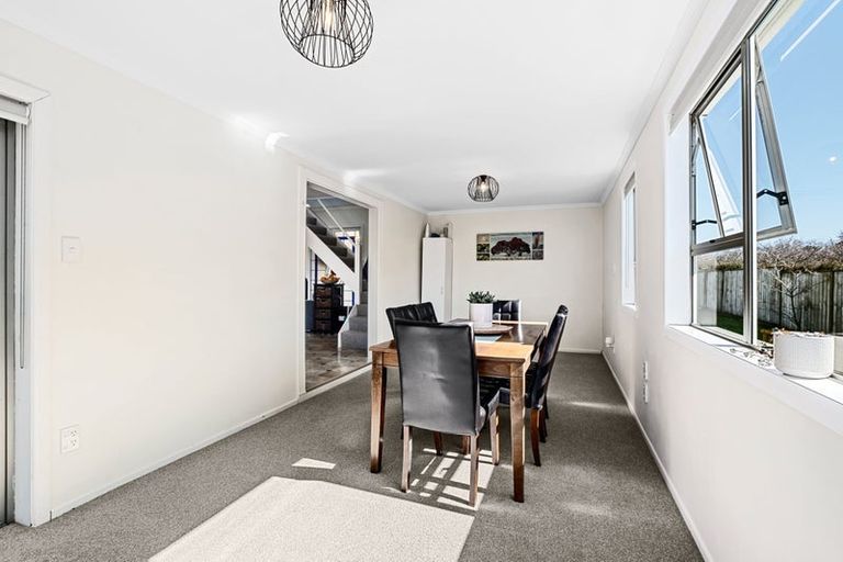 Photo of property in 501 Richmond Road, Lepperton, New Plymouth, 4373