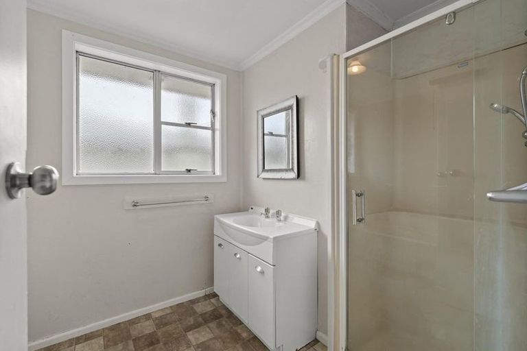Photo of property in 74 Forfar Crescent, Rockdale, Invercargill, 9812