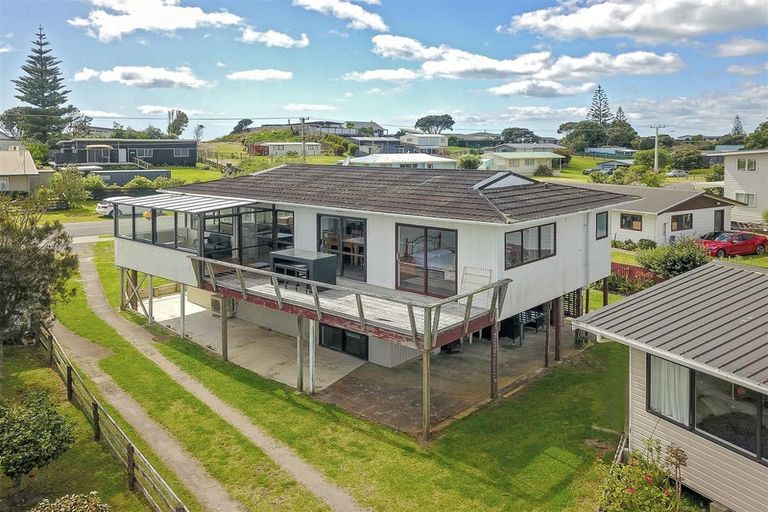 Photo of property in 618a Pukehina Parade, Pukehina, Te Puke, 3189