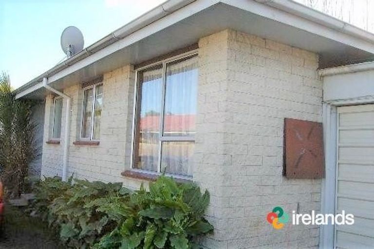 Photo of property in 2/58 Mathesons Road, Phillipstown, Christchurch, 8011
