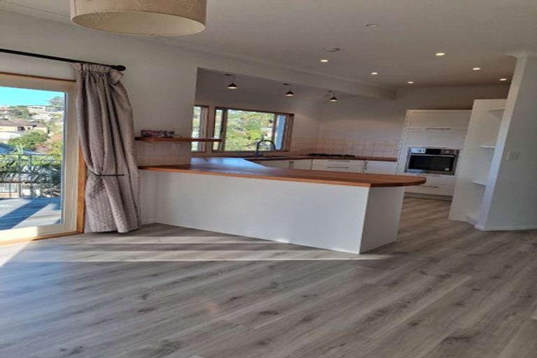 Photo of property in 71 William Bayes Place, Red Beach, 0932