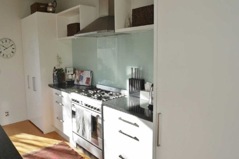 Photo of property in 18d Holmwood Road, Merivale, Christchurch, 8014