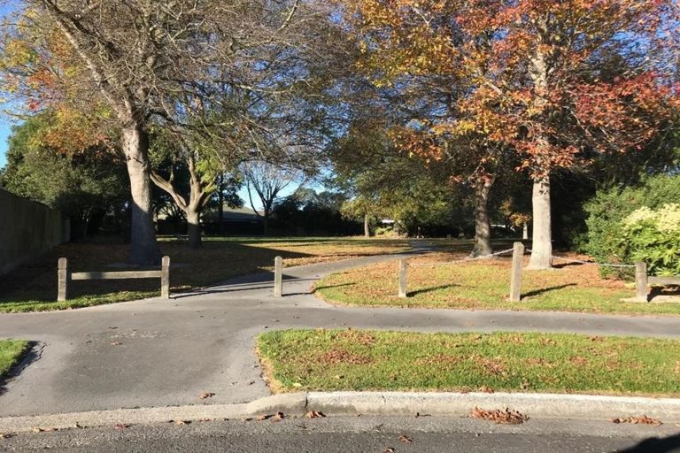 Photo of property in 2/6 Topaz Place, Bishopdale, Christchurch, 8053