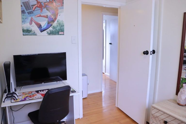 Photo of property in 63 Ahuriri Street, Strathmore Park, Wellington, 6022