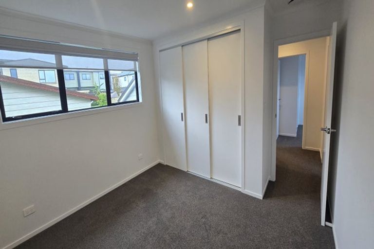 Photo of property in 30c Russell Road, Manurewa, Auckland, 2102