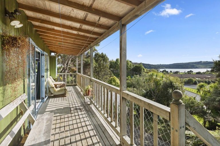Photo of property in 44 Cross Street, Raglan, 3225