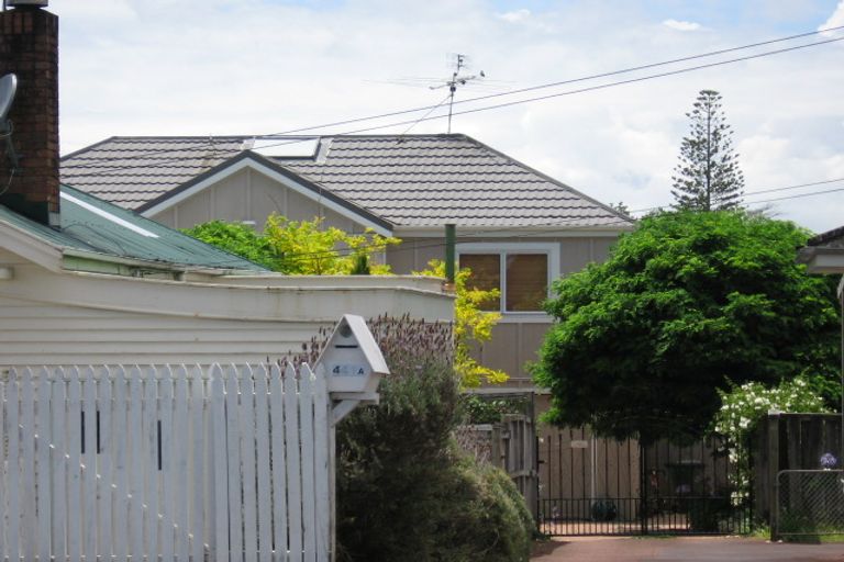 Photo of property in 441a Point Chevalier Road, Point Chevalier, Auckland, 1022