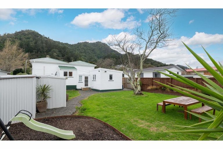 Photo of property in 77 Whitaker Street, Te Aroha, 3320