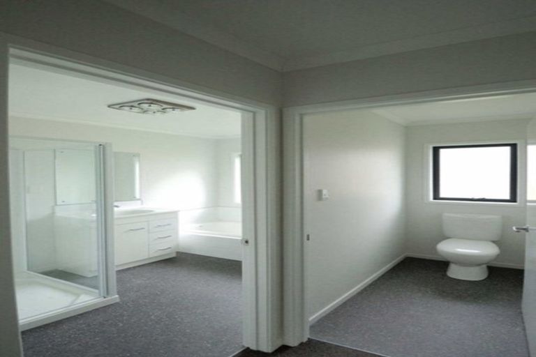 Photo of property in 95 Shillingford Boulevard, Rolleston, 7615