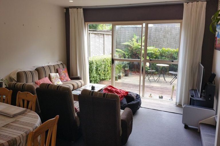 Photo of property in 9/206 Manuka Road, Bayview, Auckland, 0629