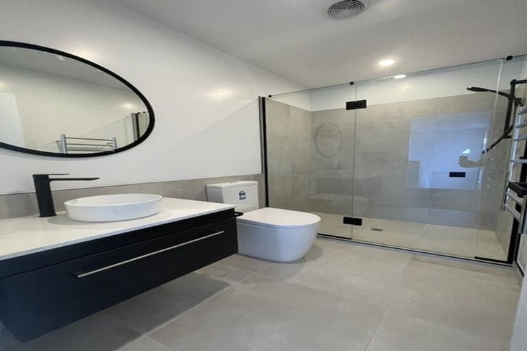 Photo of property in 58 Picton Avenue, Riccarton, Christchurch, 8011