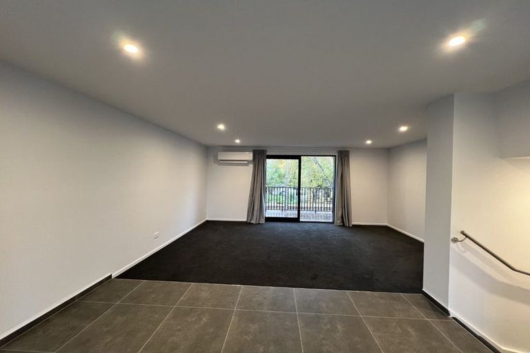 Photo of property in 5/27 Harewood Road, Papanui, Christchurch, 8053