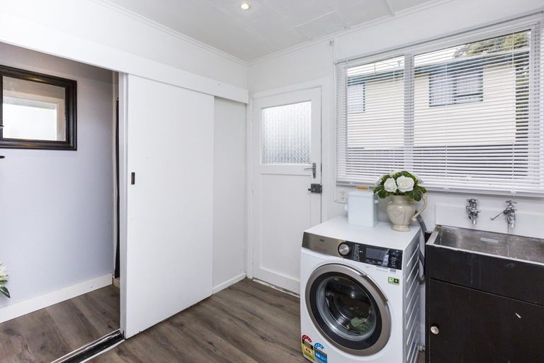 Photo of property in 12c Lane Street, Wallaceville, Upper Hutt, 5018