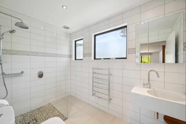 Photo of property in 28 Lady Cobham Grove, Anakiwa, Picton, 7281