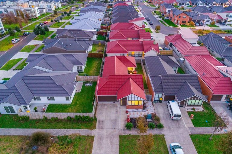 Photo of property in 20 Tarapiroe Avenue, Takanini, 2112