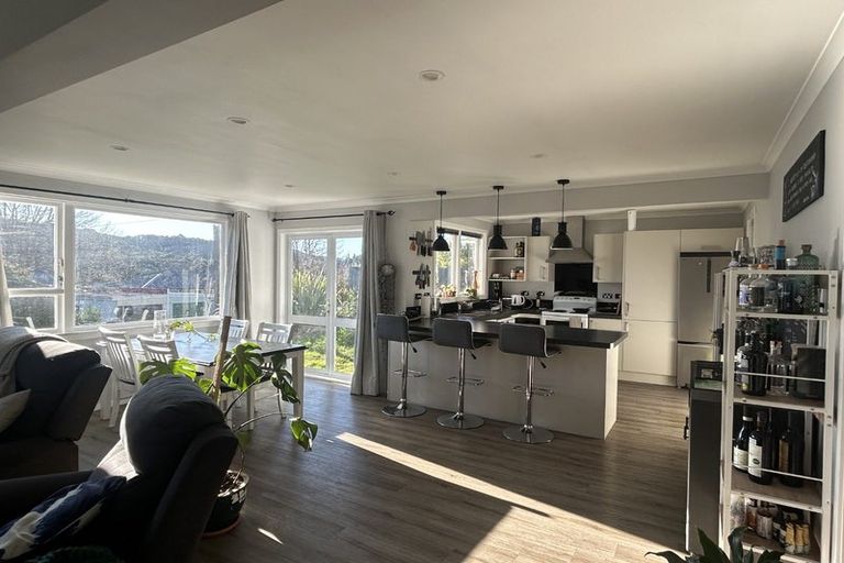 Photo of property in 73a Milton Terrace, Picton, 7220