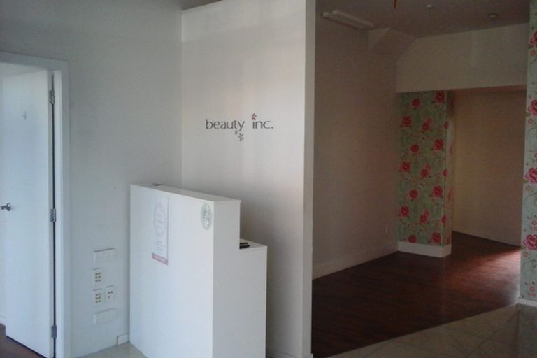 Photo of property in 253-255 Jackson Street, Petone, Lower Hutt, 5012