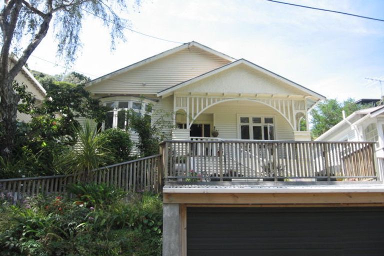Photo of property in 18 Hapua Street, Hataitai, Wellington, 6021
