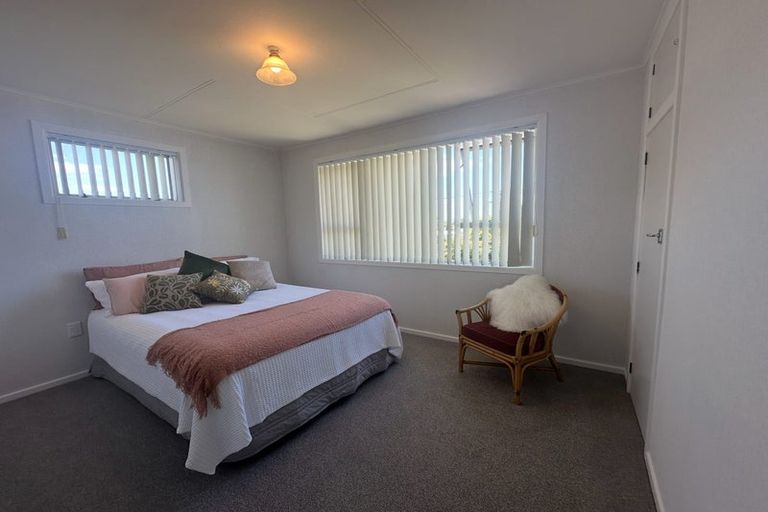 Photo of property in 73 Mould Street, Waitara, 4320