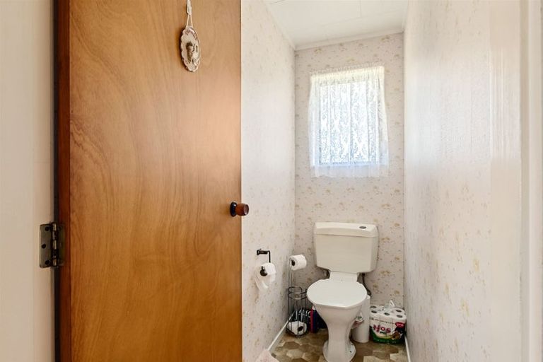 Photo of property in 1/6 Princess Street, Waitara, 4320