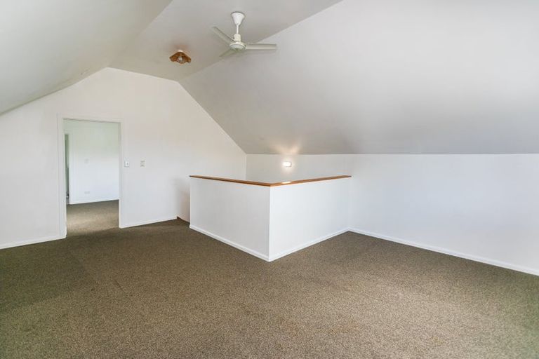 Photo of property in 27 Taurua Place, Coromandel, 3506