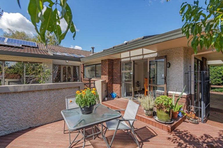 Photo of property in 99 Waterloo Crescent, Hokowhitu, Palmerston North, 4410