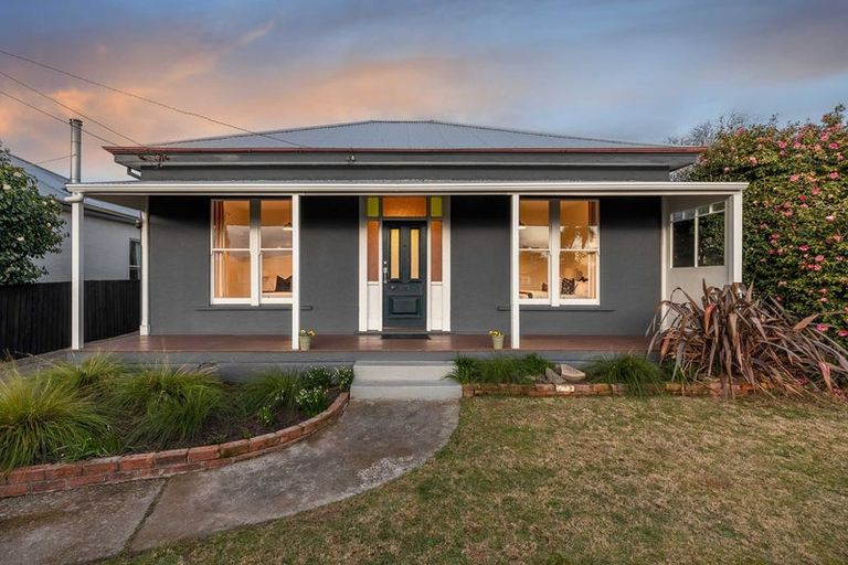 Photo of property in 32 Suffolk Street, Phillipstown, Christchurch, 8011