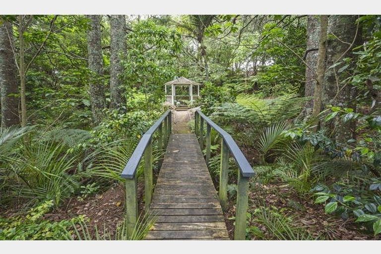 Photo of property in 8 Tiffany Close, Totara Park, Auckland, 2019