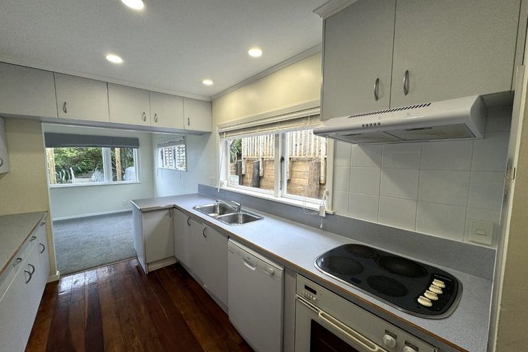 Photo of property in 155 Onslow Road, Khandallah, Wellington, 6035