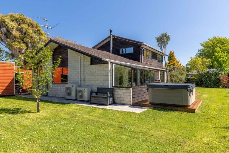 Photo of property in 44a Halswell Junction Road, Halswell, Christchurch, 8025