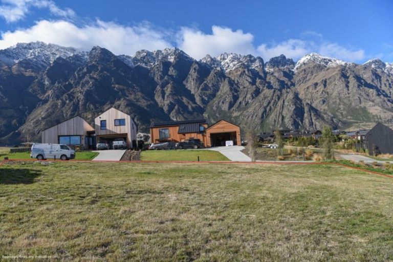 Photo of property in 11 Falconer Rise, Jacks Point, Queenstown, 9371