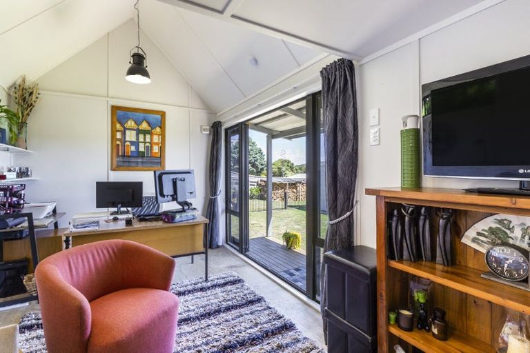 Photo of property in 6 Turangitukua Terrace, Kuratau, Turangi, 3381