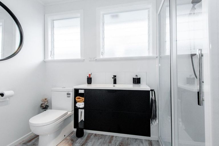 Photo of property in 2 Given Street, Havelock North, 4130