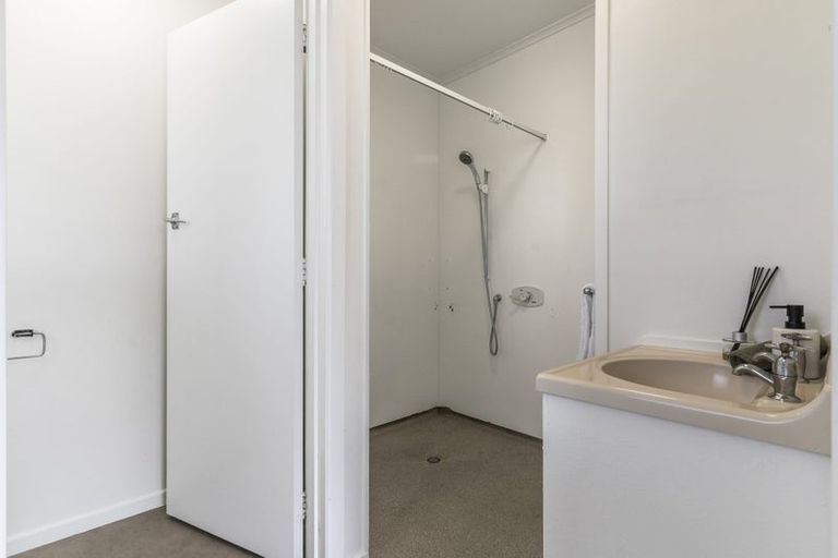 Photo of property in 2/105 Astley Avenue, New Lynn, Auckland, 0600