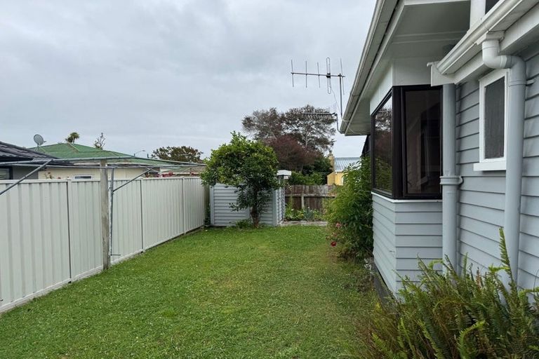 Photo of property in 2 Chambers Street, Havelock North, 4130