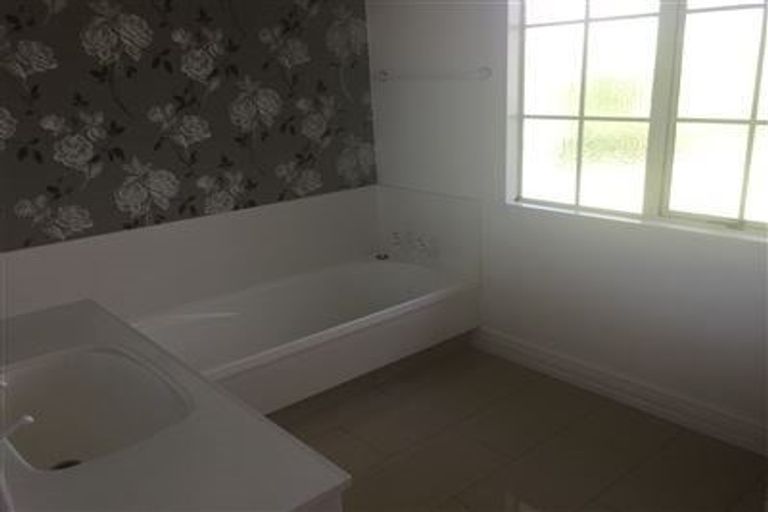 Photo of property in 17/674l Ranginui Road, Welcome Bay, Tauranga, 3175