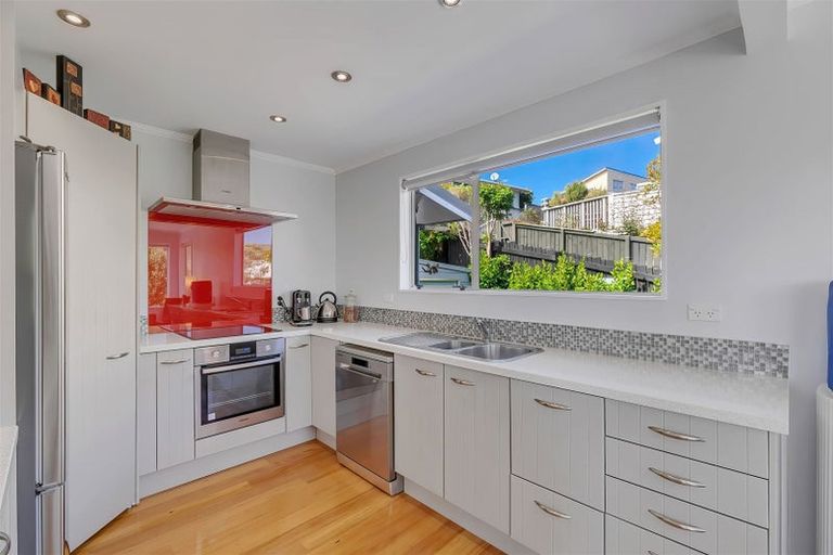 Photo of property in 64 Sea Vista Drive, Pukerua Bay, 5026