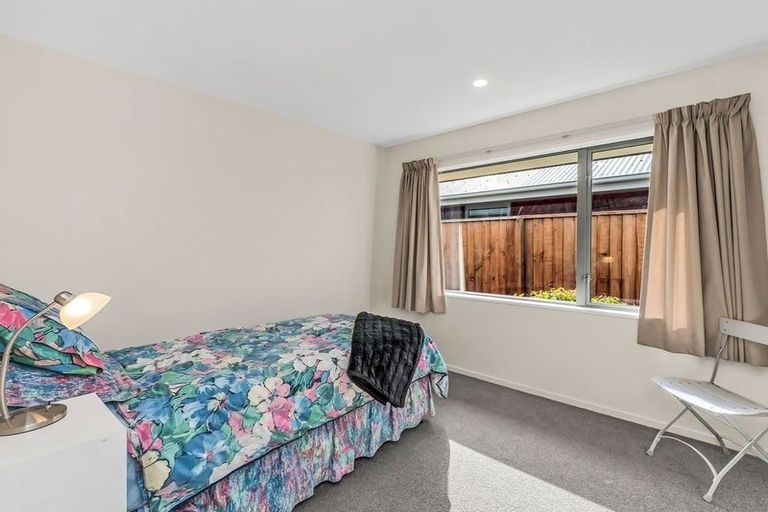 Photo of property in 16 Venerable Terrace, Yaldhurst, Christchurch, 8042